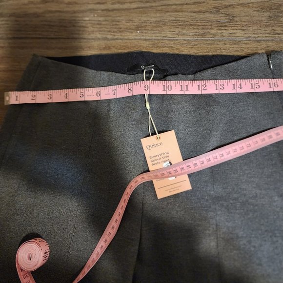 Quince Ultra-Stretch Ponte Pintuck Ankle Pant NWT Gray Large - Picture 4 of 7